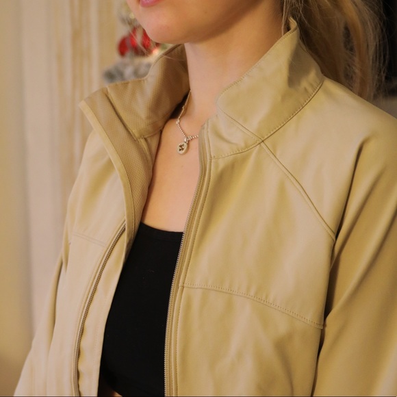 Cream/beige light jacket - Picture 5 of 5